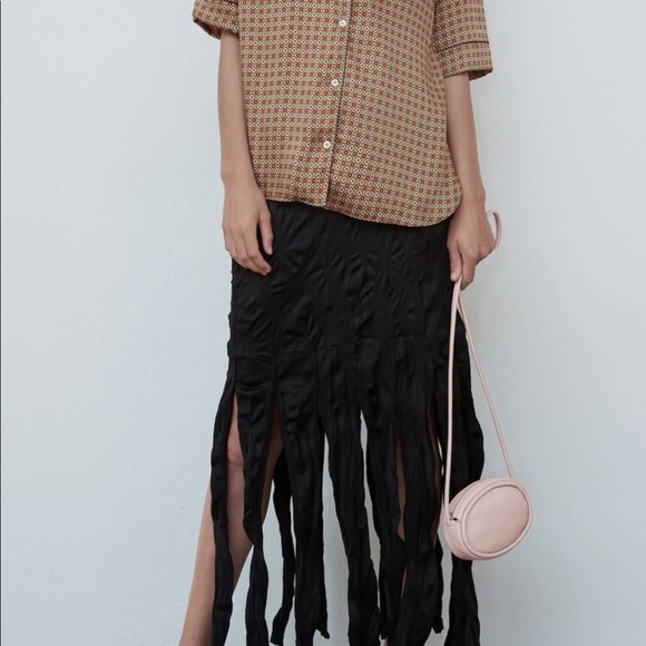 NWT Leather Limited Edition Oval Handbag - Picture 3 of 7